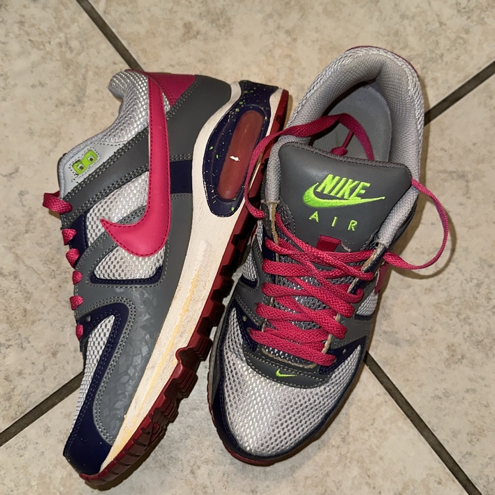 Nike AirMaxes - Picture 3 of 3